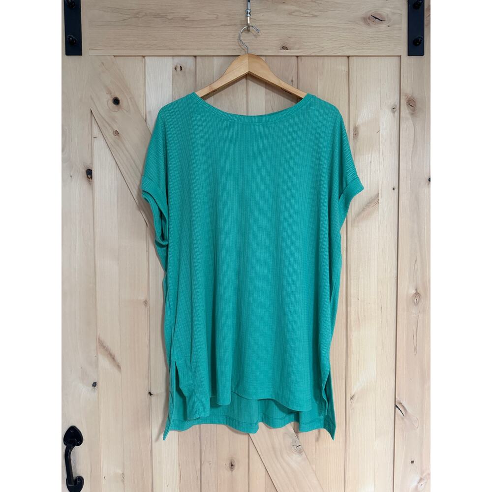 LulaRoe | NWT Leah Drop Shoulder Cuff Sleeve Green Tunic Top | Size L (12-14)